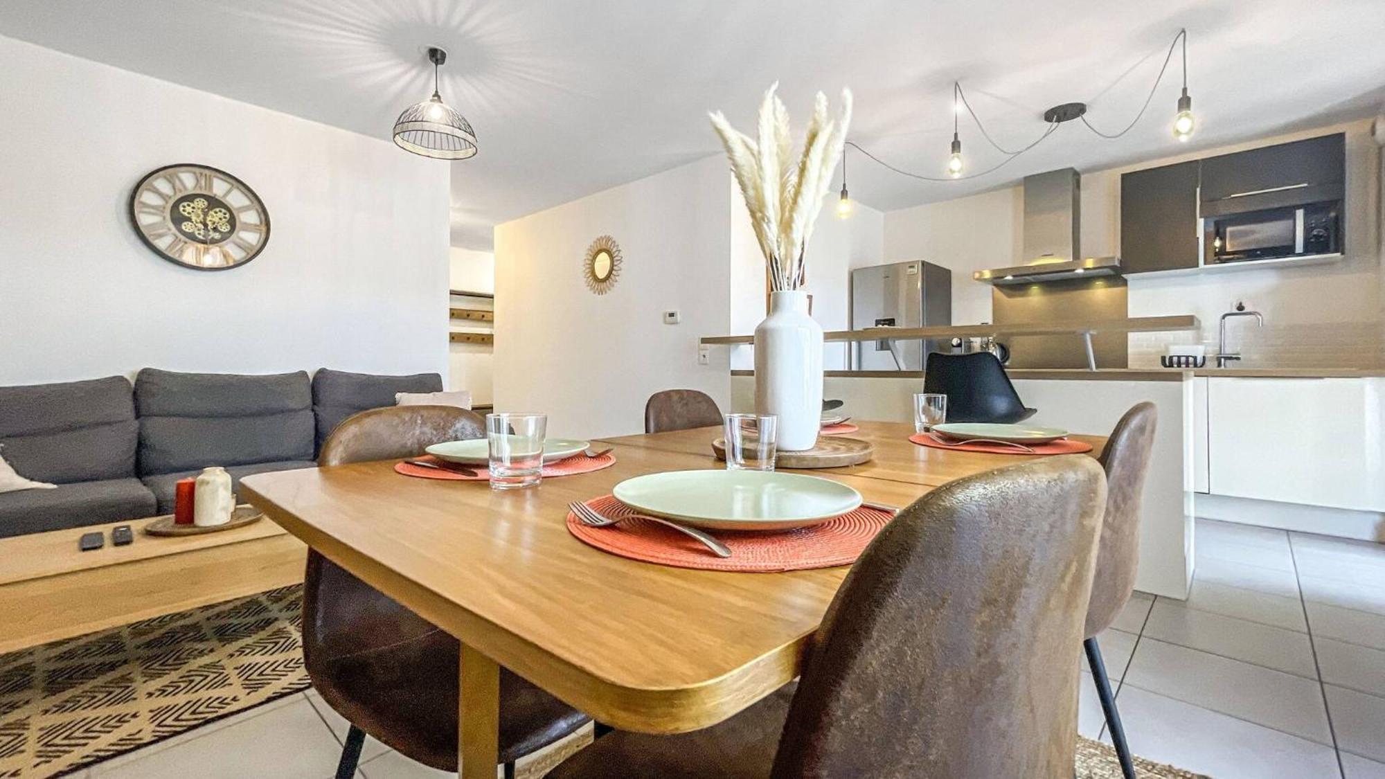 Homey Chloe - New - Parking Gratuit - Balcon Prive - Proche Geneve Annemasse Extérieur photo